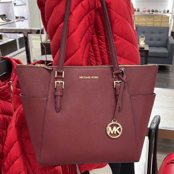 MICHAEL KORS Charlotte Large Leather Top-Zip Tote
Dark Cherry NWT - Picture 16 of 16